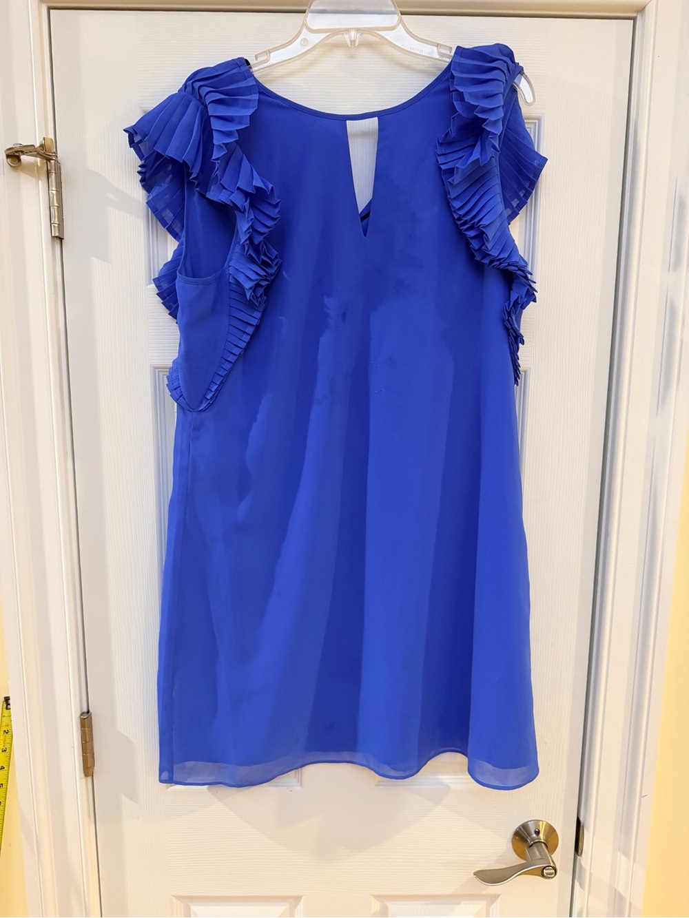 NEW Ladies Size 10 "Vince Camuto" Royal Blue Ruffle Sleeve Blouse NEW with Flaws